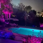 Perla Close To With A Private Pool 미하스