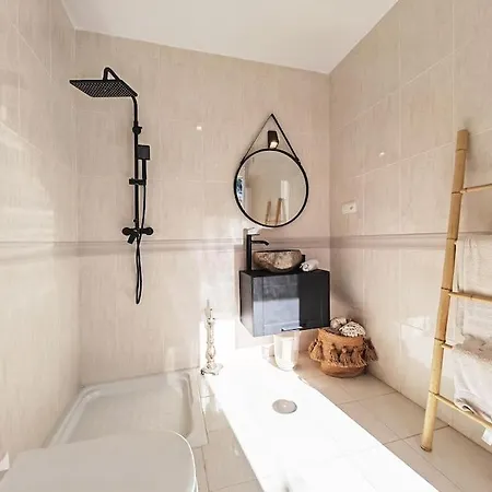 Perla Close To With A Private Pool Villa *
