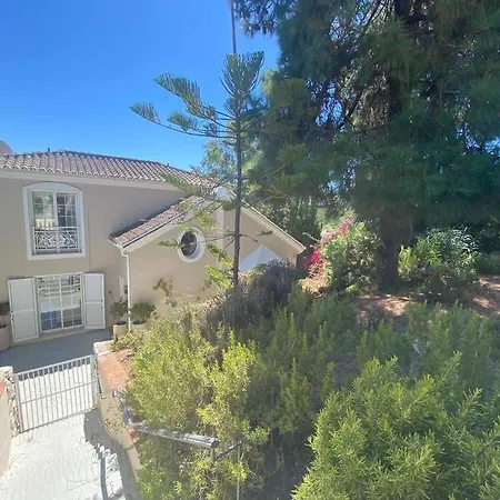 Perla Close To With A Private Pool Villa *